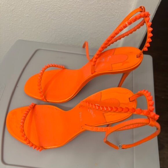 👠 Christian Louboutin “Spike Me” Neon Orange Sandals - Picture 1 of 12